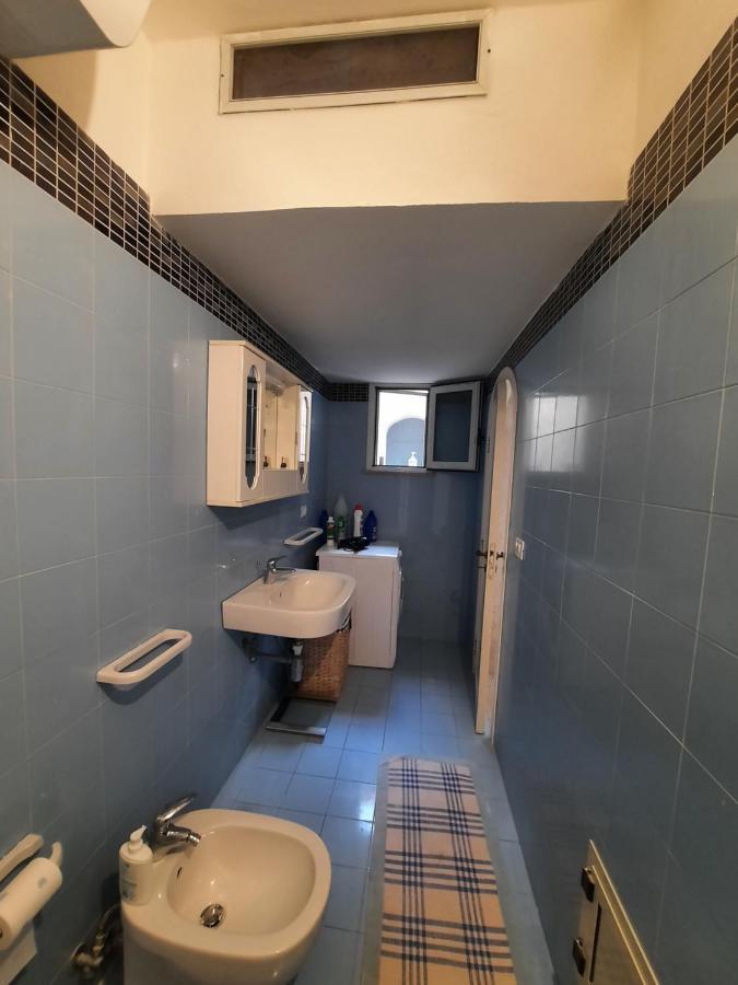 Casa Vacanze Illiria A Roca Vecchia Vicinissima Al Mare Esterno foto