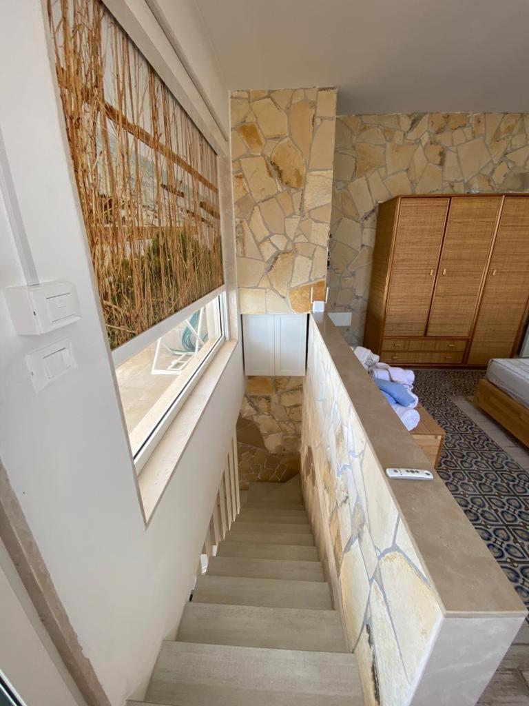Casa Vacanze Illiria A Roca Vecchia Vicinissima Al Mare Esterno foto